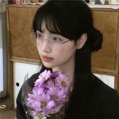 年满二十岁的奥雷斯